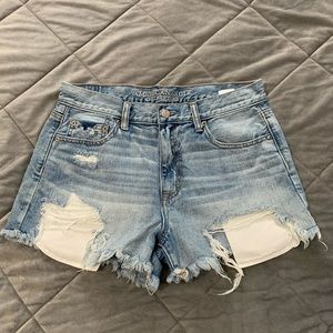 American Eagle Women’s Vintage Hi-Rise Festival Shorts (B4)